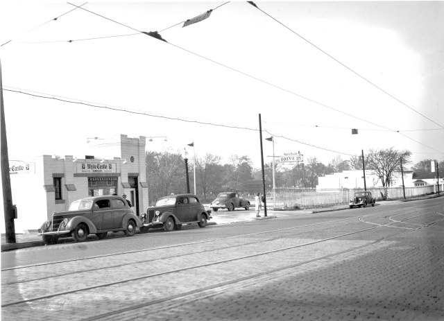 1941_white-castle_looking_north-west